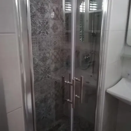 بيت ضيافة Delux Soba Sa Bracnim Krevetom Fabo 1 سبليت