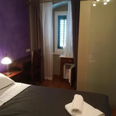 بيت ضيافة Delux Soba Sa Bracnim Krevetom Fabo 1